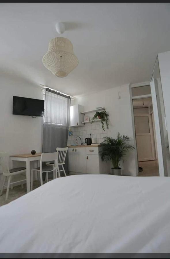 Studio Apartments Siesta Сараево Екстериор снимка